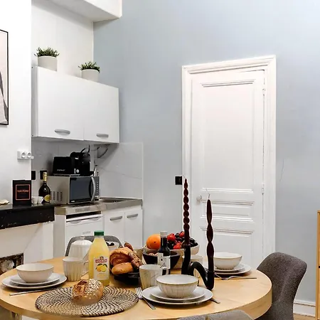 Lejlighed Nid Parisien Cosy Pour 4 Voyageurs Paris